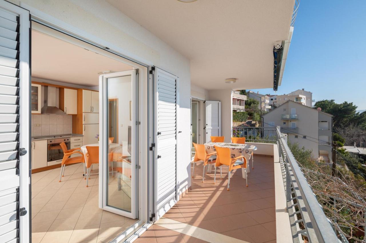 Beach Penthouse Diamond Omiš Buitenkant foto